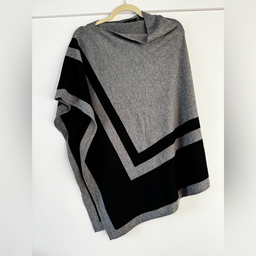 Ann Taylor Black & Gray Poncho, Size XS/S. Soft and stylish! - Picture 2 of 11